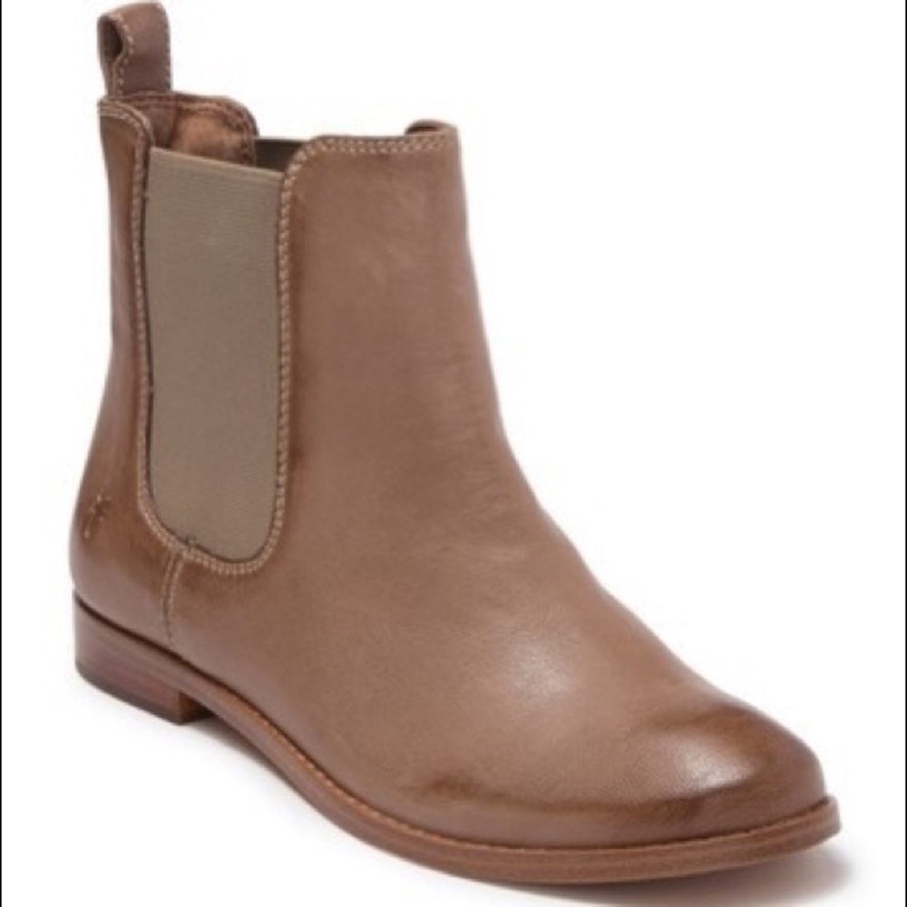 FRYE Leather Chelsea Boot